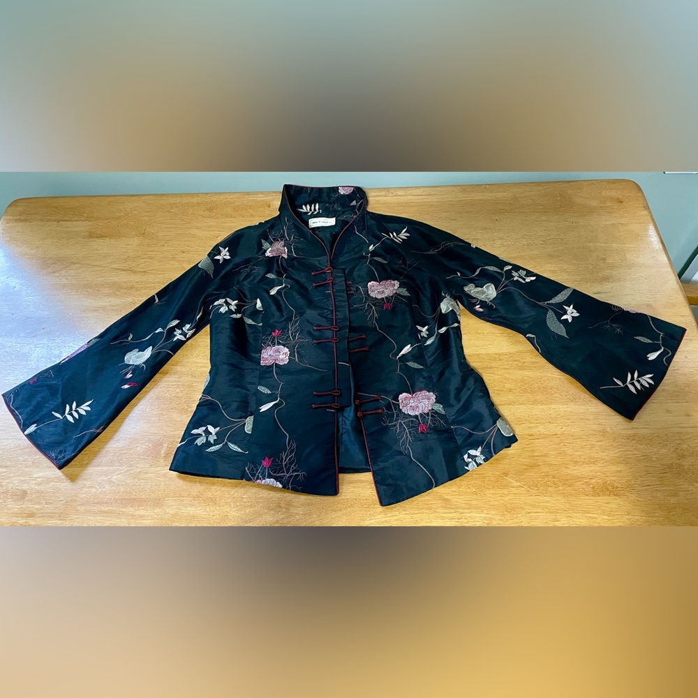 Elegant Black Floral Women's Jacket